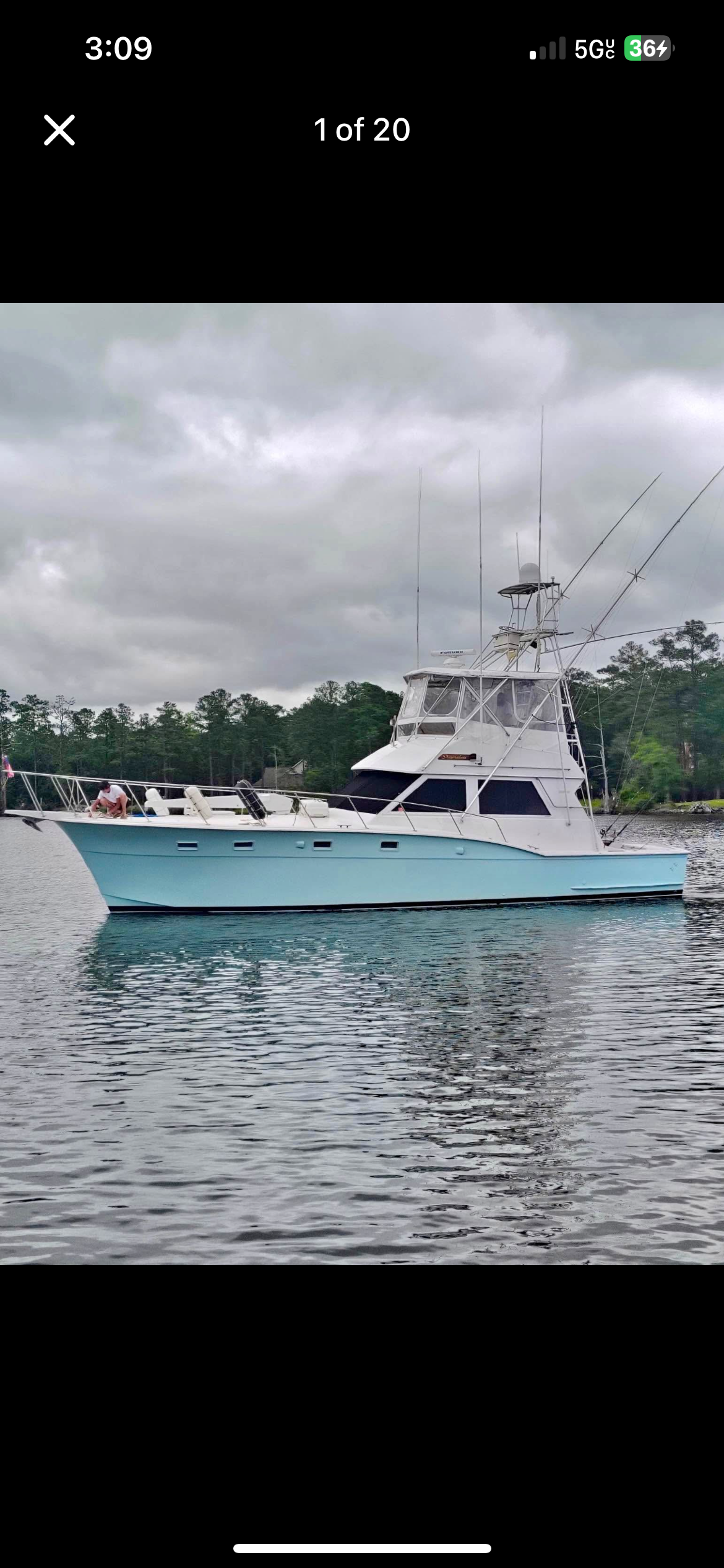 Hatteras 46 offshore fishing vessel — photo 2